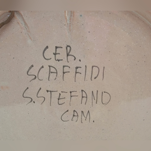 Santo Stefano Di Camastra Pottery Colorful Red Blue &Yellow 10.5" plate - Picture 7 of 9